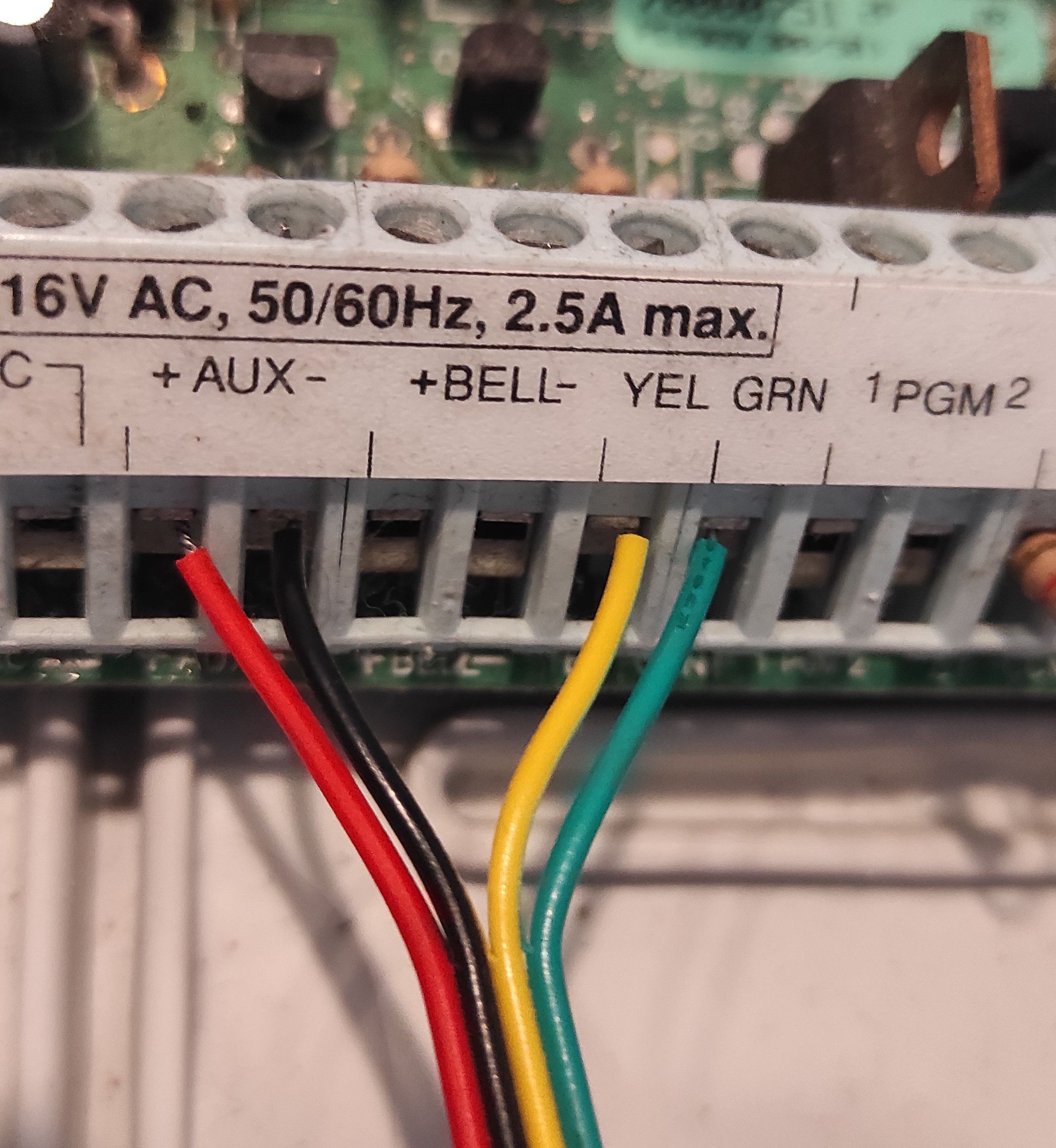 Wiring of DSC via data bus